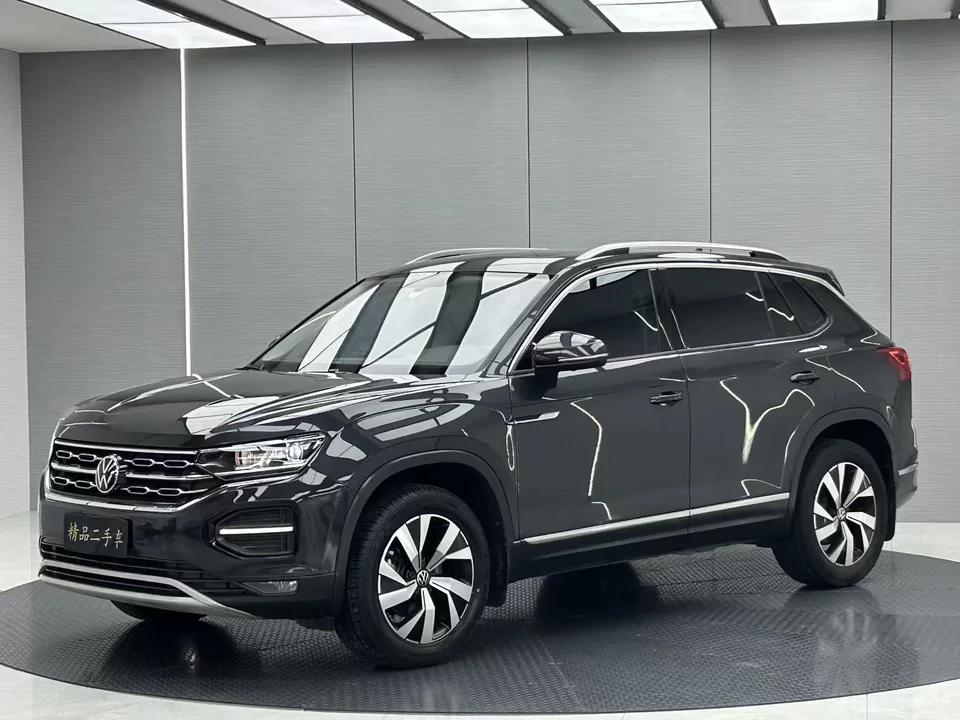 Автомобиль Volkswagen Tayron — основное фото