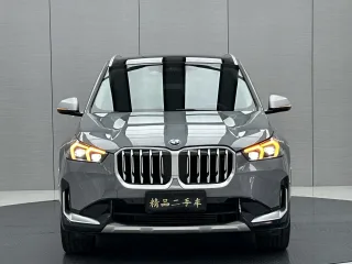 Автомобиль BMW X1