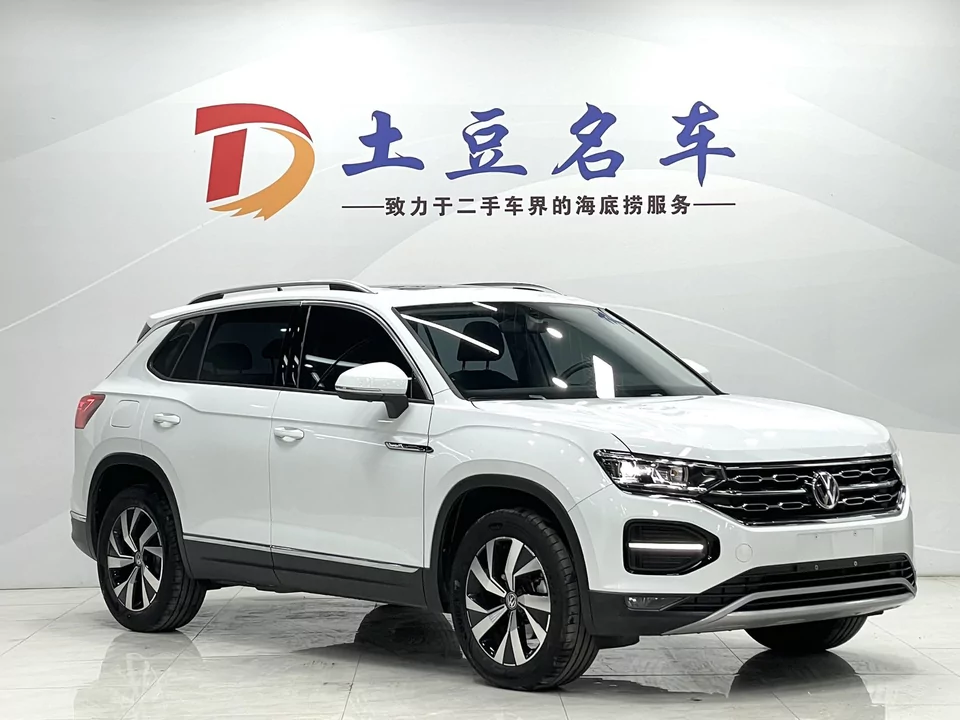 Автомобиль Volkswagen Tayron — основное фото